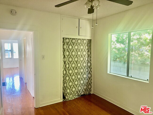Building Photo - 4316 Perlita Ave