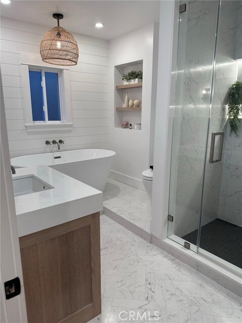 Building Photo - 611 Avenue C