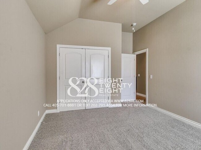 Building Photo - Roommates Not Working Out? 4 Bed/2 Bath Home Near OU Campus Available NOW! (Not Preleasing for 2027)