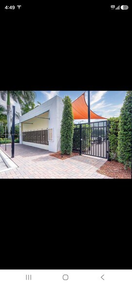 Building Photo - 20914 NW 1st Dr