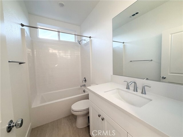 Building Photo - 209 Yerba