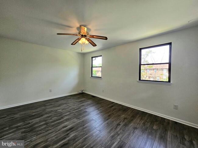 Building Photo - 876 Williams Pl