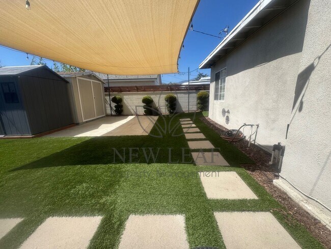 Building Photo - Stunning Claremont Home