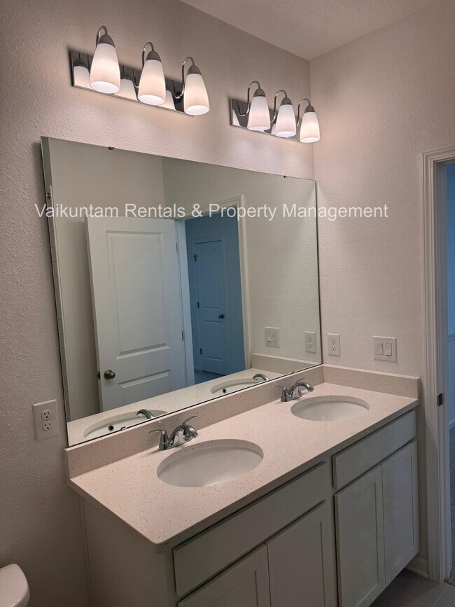 Building Photo - 91 Silver Myrtle Ct