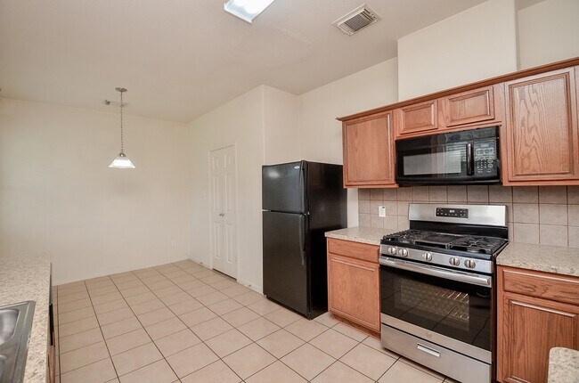 Building Photo - 20903 Hamlet Ridge Ln