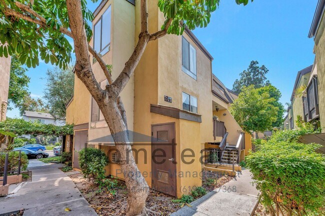 Building Photo - **$500 MOVE IN CREDIT** 2 BR/ 2 BA 894 SQFT CONDO IN MISSION VALLEY/ SAN DIEGO