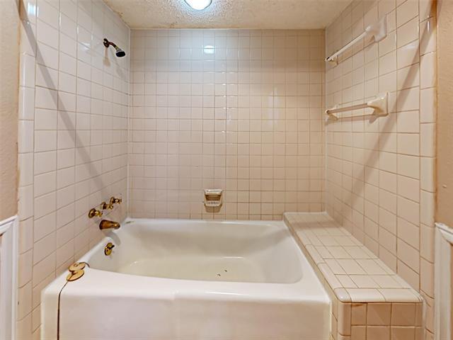 Building Photo - 4726 Berridge Ln