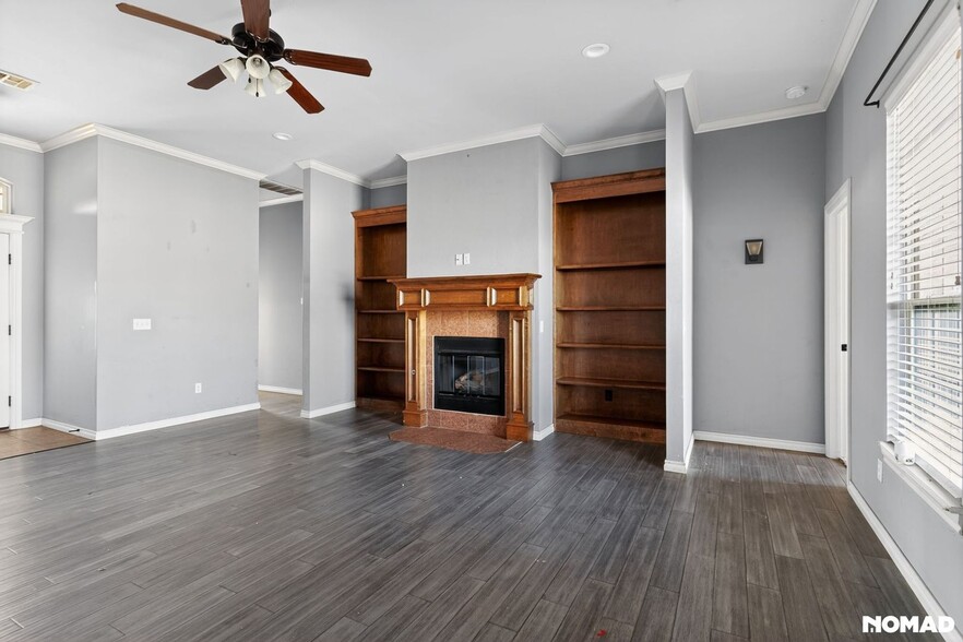 Building Photo - 941 NE 30th St