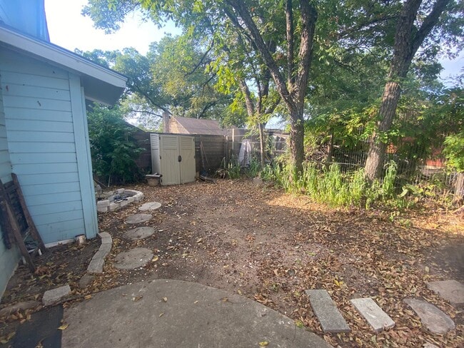 Primary Photo - 3300 Lafayette Ave