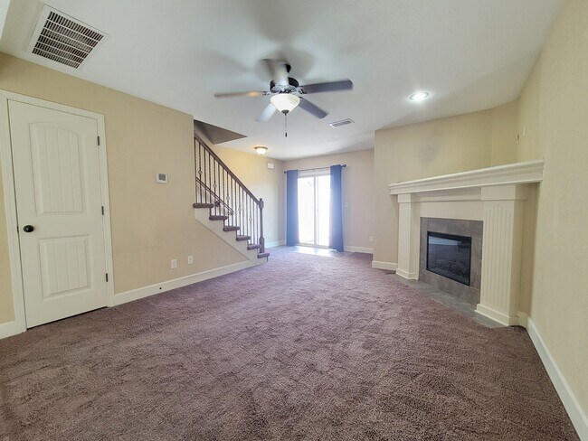 Building Photo - 12315 Fox Creek Dr