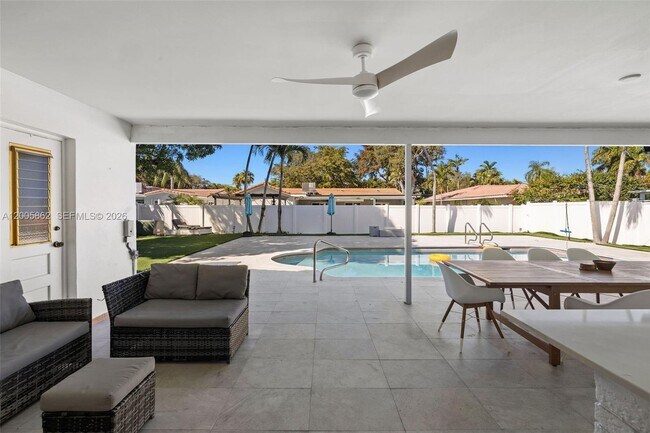 Building Photo - 3460 N 46th Ave