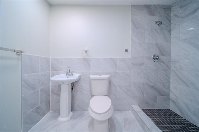 Building Photo - 3345 High Lark Dr