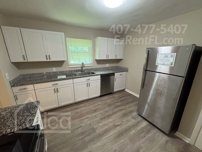 Building Photo - 6657 Blackwood Dr