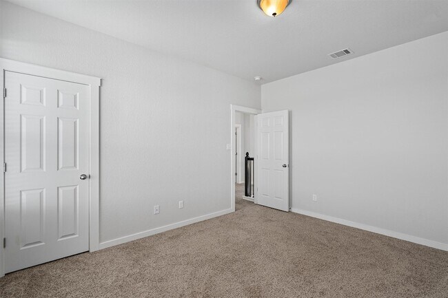 Building Photo - 16304 Travesia Way