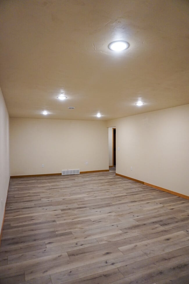 Building Photo - 2682 Princeton Dr