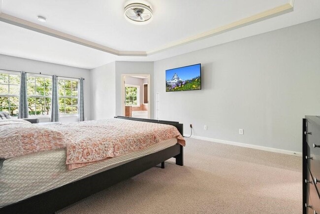 Building Photo - 3888 Fairhill Point