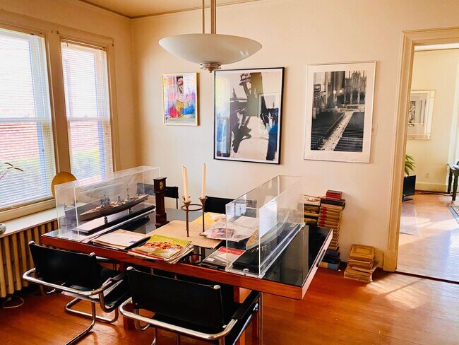 Building Photo - 4506 Monument Ave