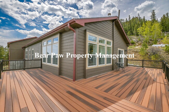 Building Photo - "Experience Mountain Living at Its Finest ...