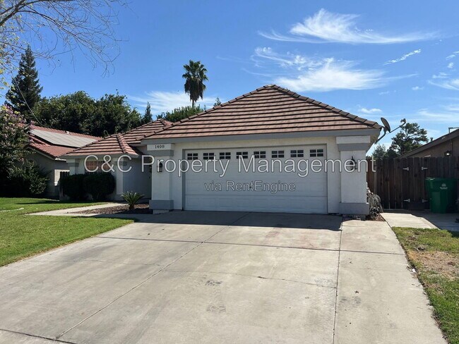 Building Photo - 1408 Fairway Dr