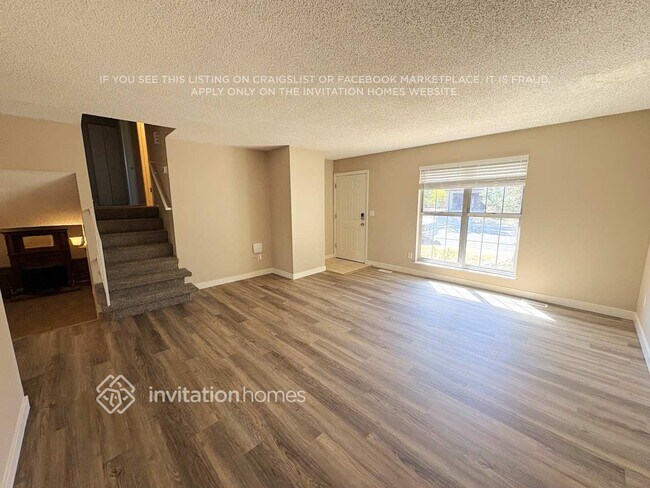 Building Photo - 8913 W 92nd Ave