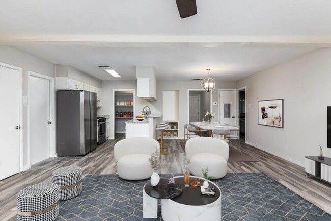 Building Photo - 7210 Grass Valley Dr