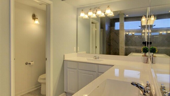 Building Photo - 1653 Arbor Knot Dr