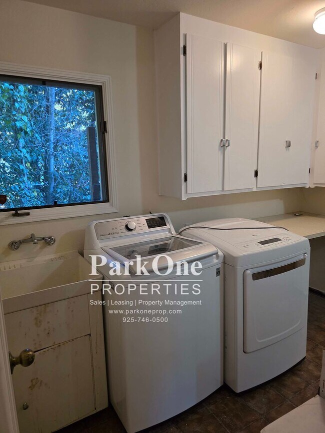 Building Photo - Spacious Home on a Private Wooded Lot Now Available!