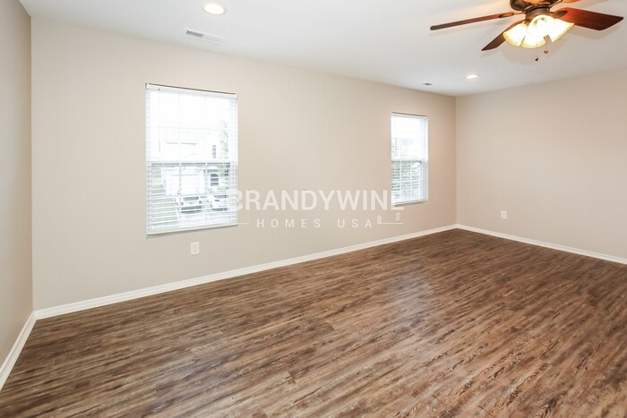 Building Photo - 8950 Chalkstone Rd