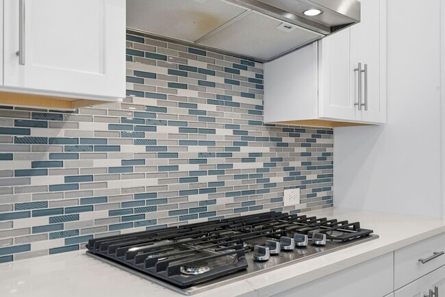 Building Photo - 6015 Briarstone Crest Dr