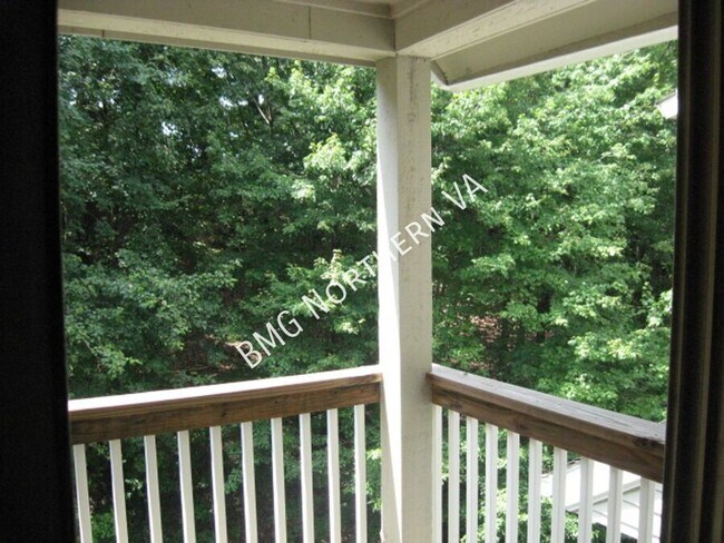Building Photo - 12155 Penderview Terrace