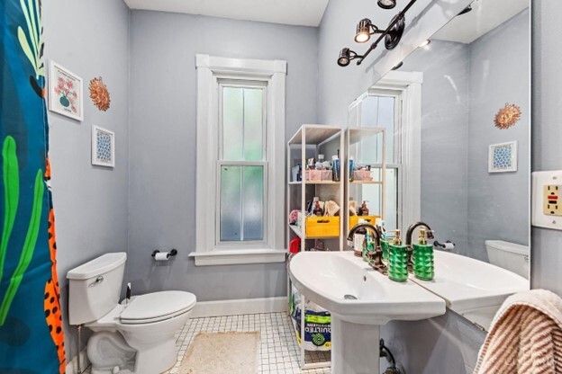 Bathroom - 2106 Kemper Ln