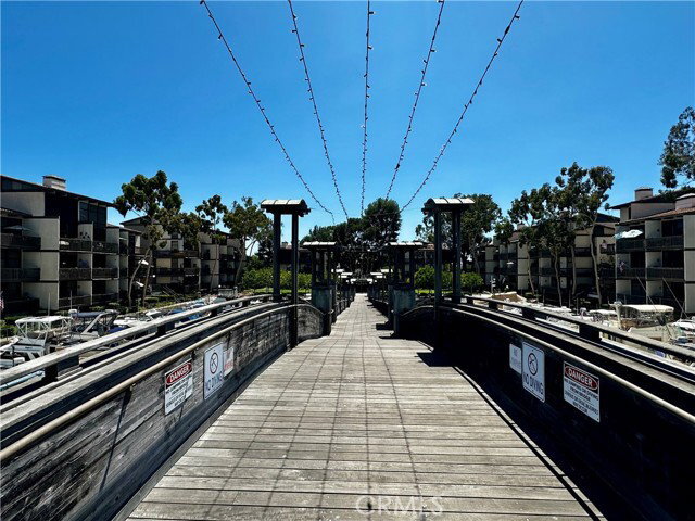 Building Photo - 7212 Marina Pacifica Dr