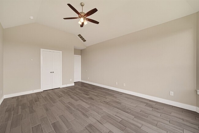 Building Photo - 2619 Lilac Point Ln