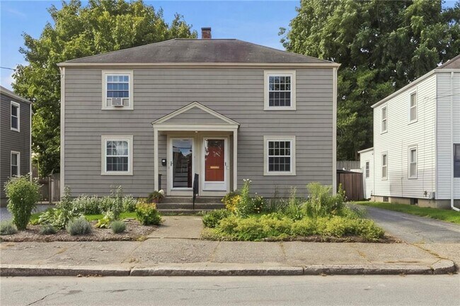 Building Photo - 258 Lowden St