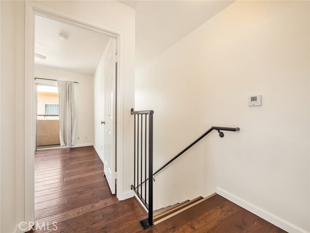 Building Photo - 1025 Coronado Terrace