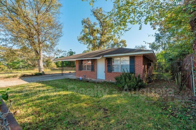 Building Photo - 1514 Bleakley St