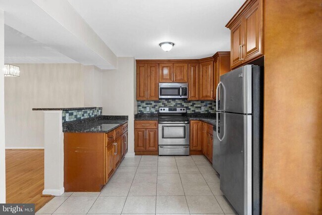 Building Photo - 10326 Colony Park Dr