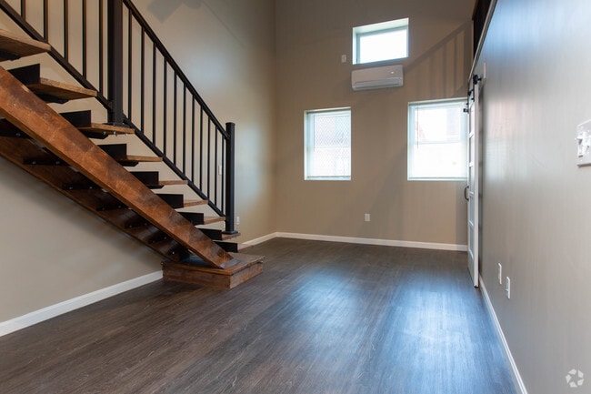 2BR, 1BA - The Concord Lofts