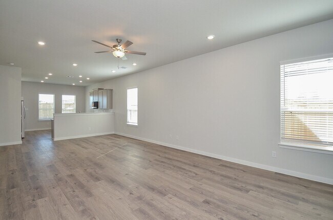 Building Photo - 21207 Speckled Trout Ln