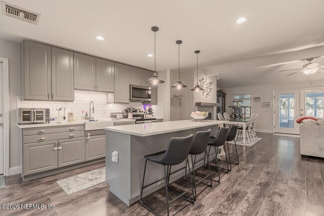 Building Photo - 12041 Wren Hollow Ct