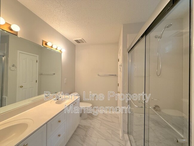 Building Photo - 12334 Heritage Hills Ln