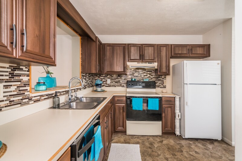 Building Photo - 210 Lemon Tree Ln