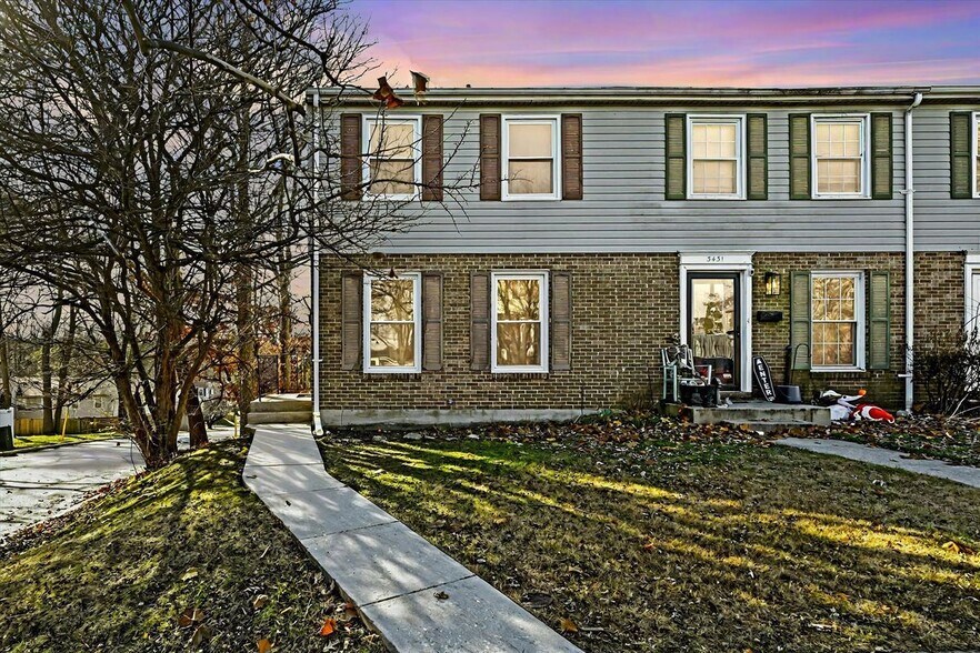 Primary Photo - 3433 Saluda Rd
