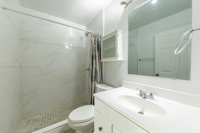 Building Photo - 2610 W 65th St