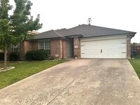 Building Photo - 6716 Silvercrest Dr