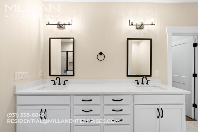 Building Photo - Gated Community Living with Open Views & Designer Kitchen - Experience Elevated Living with a Com...