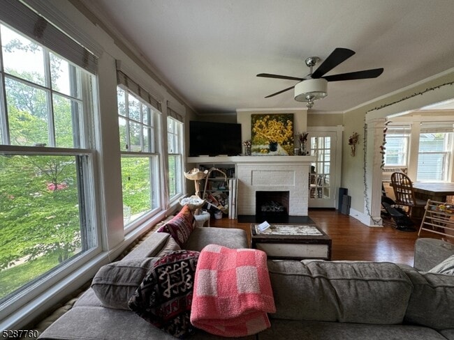 Building Photo - 226 Park St