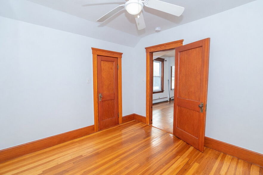 Building Photo - 209 Harrison Ave