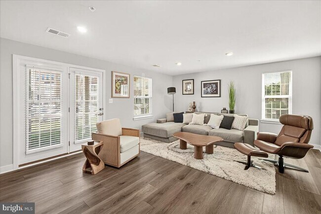 Building Photo - 16224 Bright Star Wy