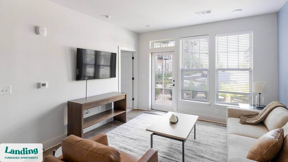 Building Photo - 170 Graphics Dr